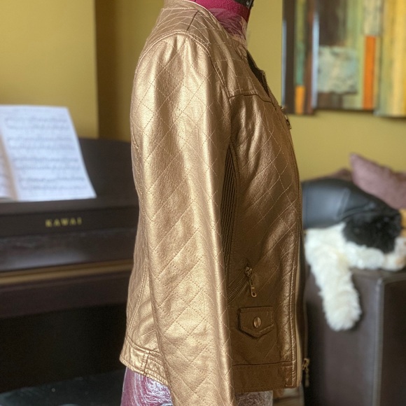 Jacket - Picture 4 of 5